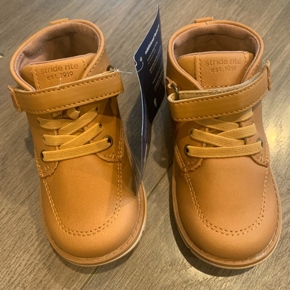 Stride Rite Quinn Kid's Leather Easy On/Off Boot Size 7 Toddler